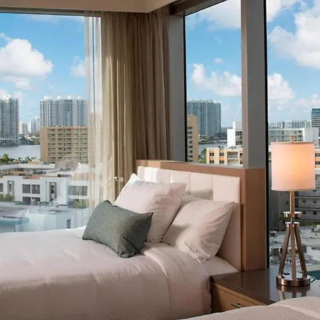 Residence Inn Miami Sunny Isles Beach Exterior photo